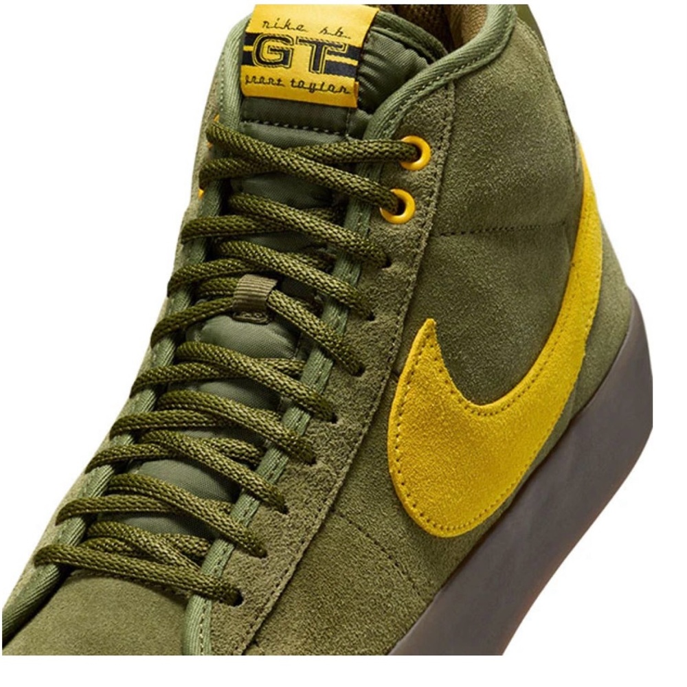 Nike Zoom Blazer Mid Sneakers